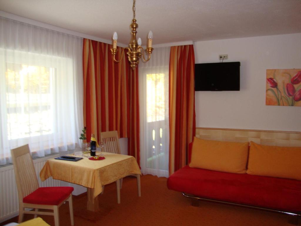 Haus Sonnschein Bed and Breakfast Ζόλντεν Δωμάτιο φωτογραφία